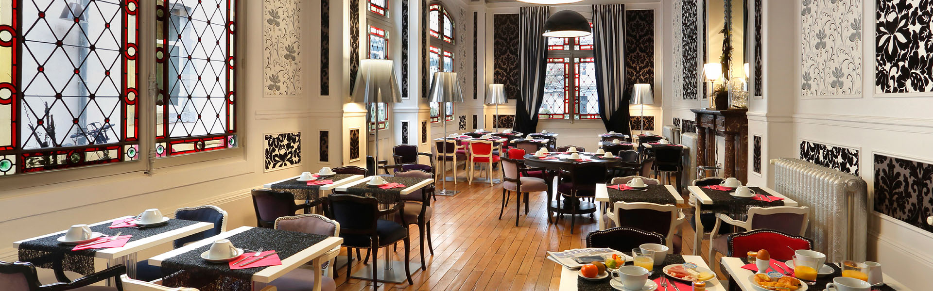 Salle des petits déjeuner de l'hôtel de Paris